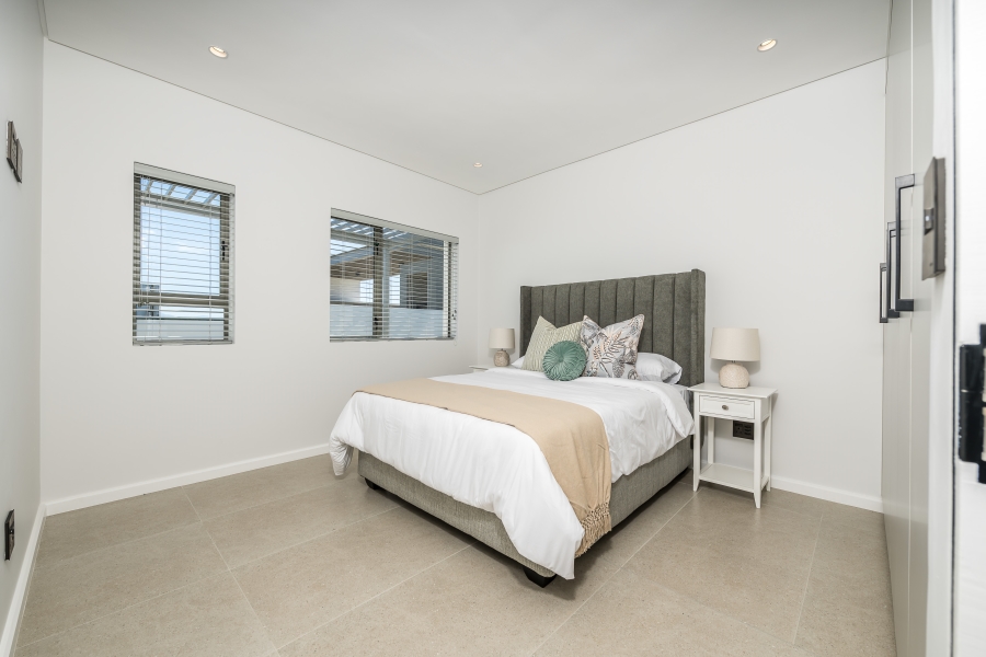 3 Bedroom Property for Sale in Heiderand Western Cape